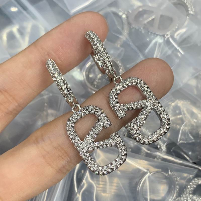 Valentino earring 12yx38